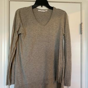 Long Sleeve Top/Sweater